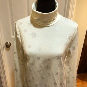 Talbots Ivory T-Neck Silver Snowflake Tee Size M